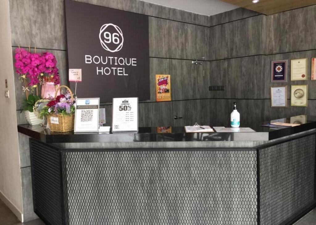 96 Boutique Hotel Малакка Экстерьер фото